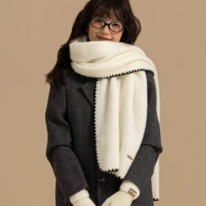 （B）Women's Cashmere Scarf