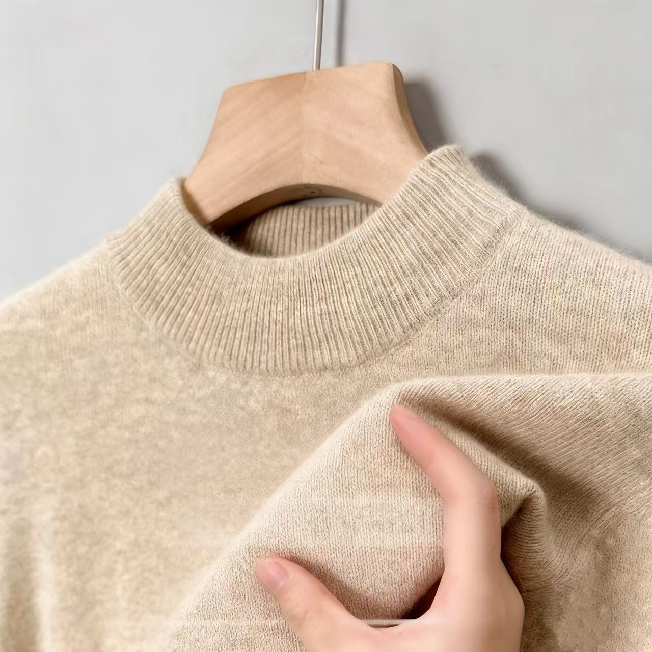 (B)Cashmere Sweater - Image 2